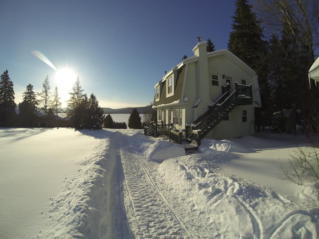 Motel Le Fleuron Saint-Donat Exterior foto