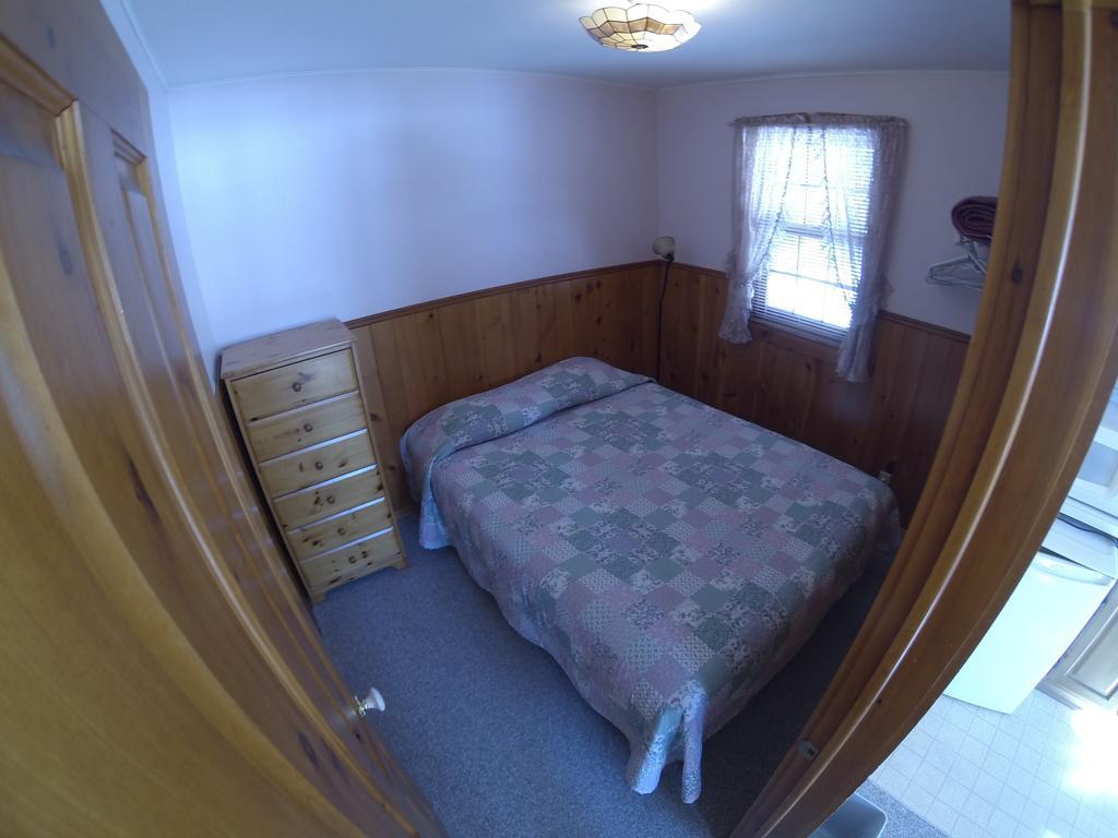 Motel Le Fleuron Saint-Donat Habitación foto