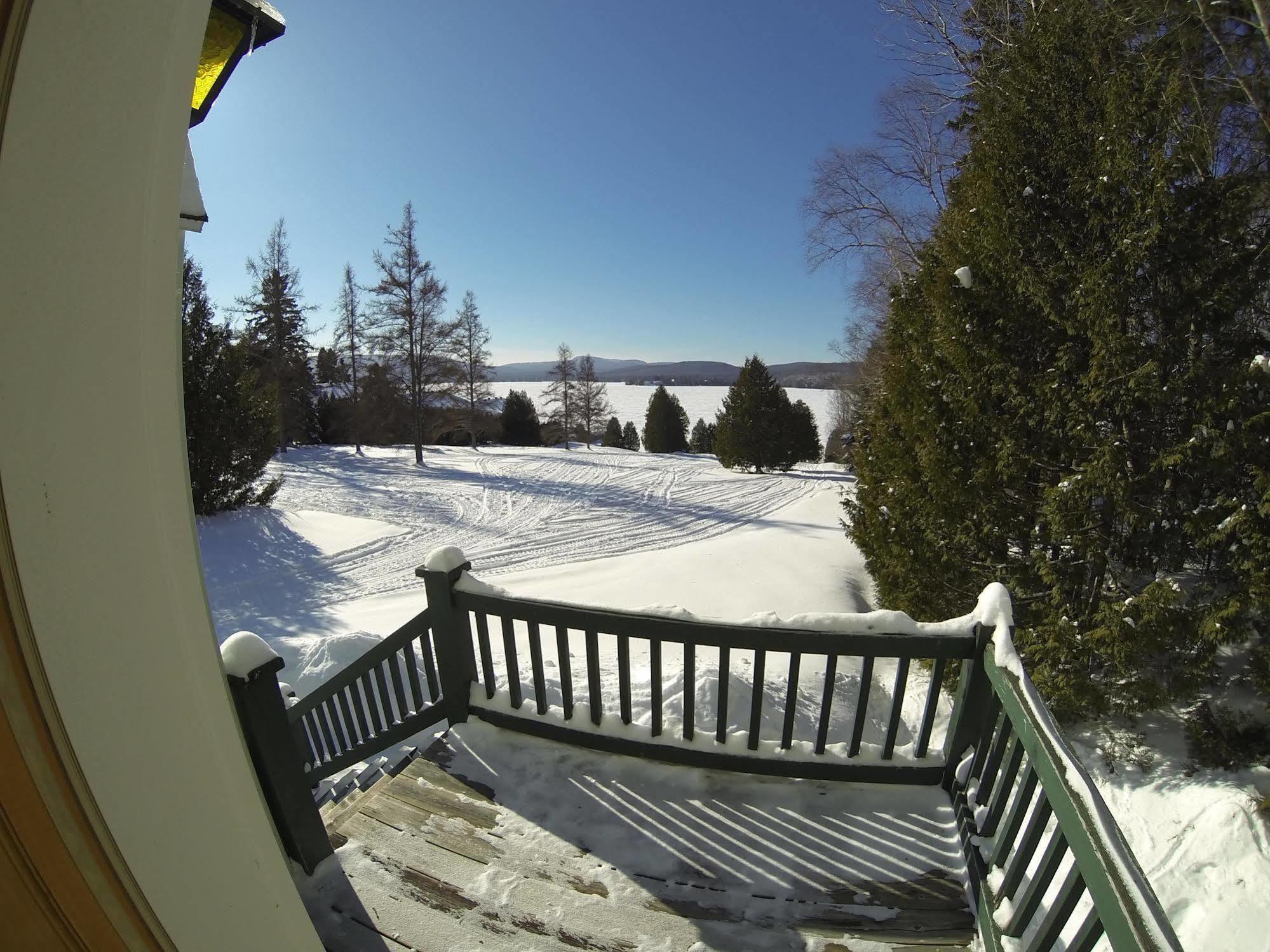 Motel Le Fleuron Saint-Donat Exterior foto